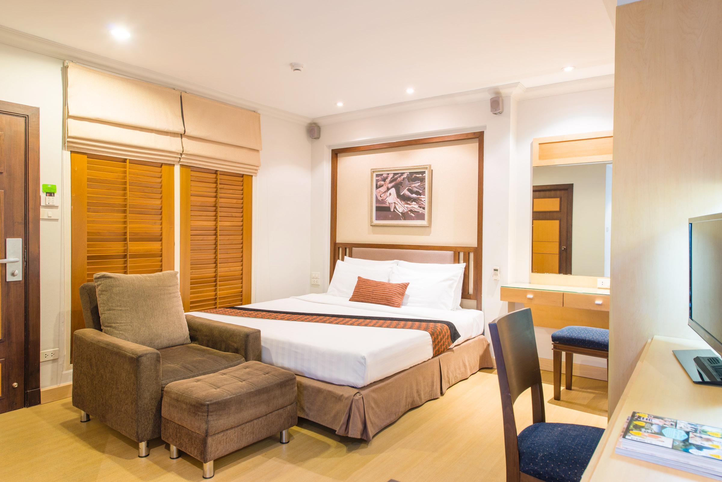 The Key Bangkok Hotel Exterior photo